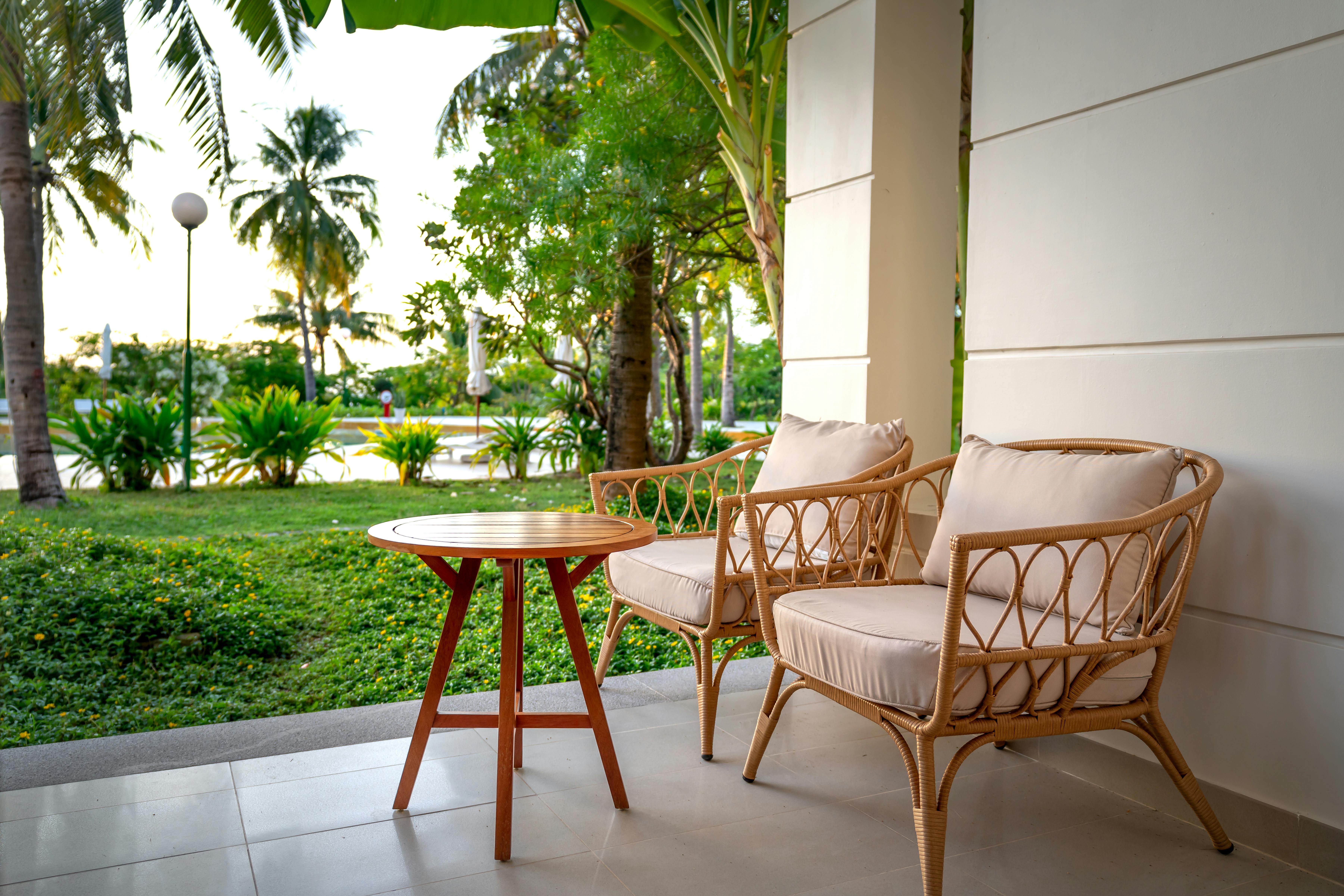 Veskor solid wood furniture