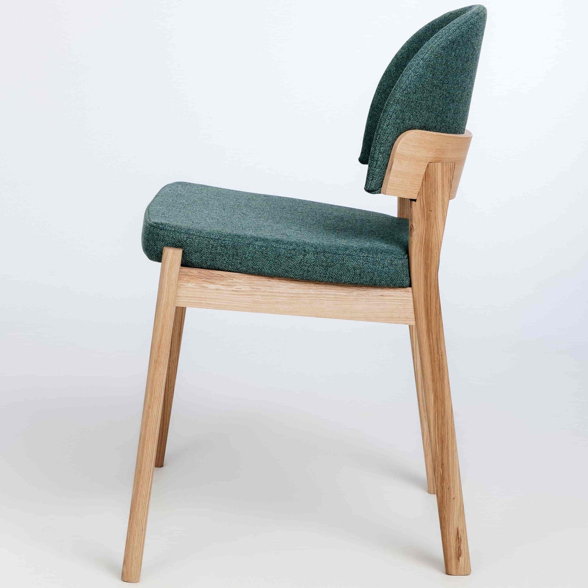 Pack of 2 or 4 Astrid Solid Oak Wood Chairs | VESKOR