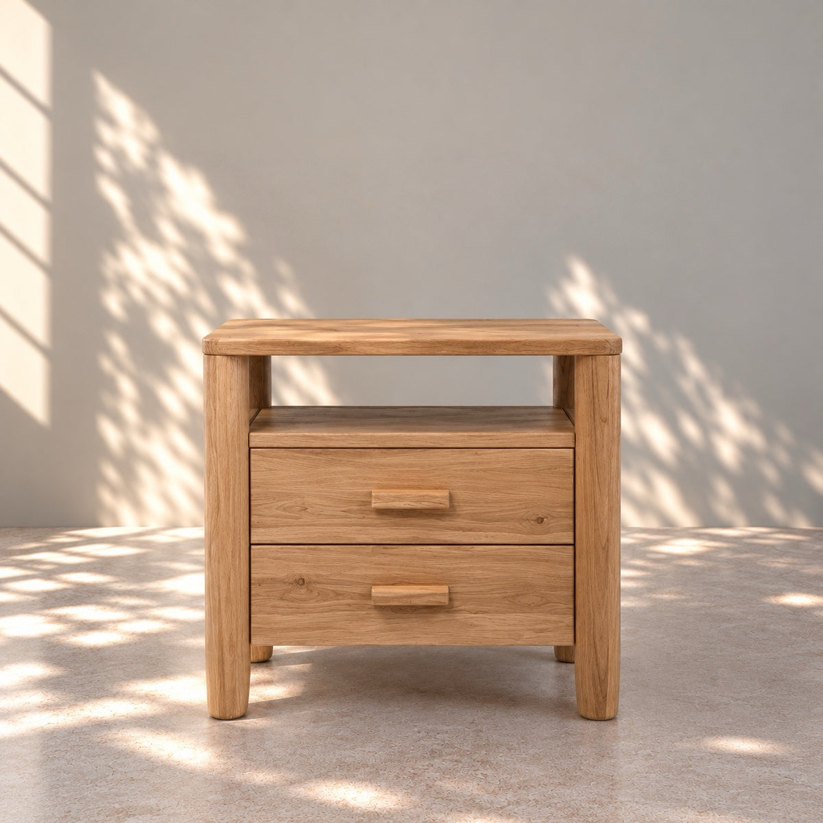 Mesa de noche de madera maciza de roble Aura | VESKOR