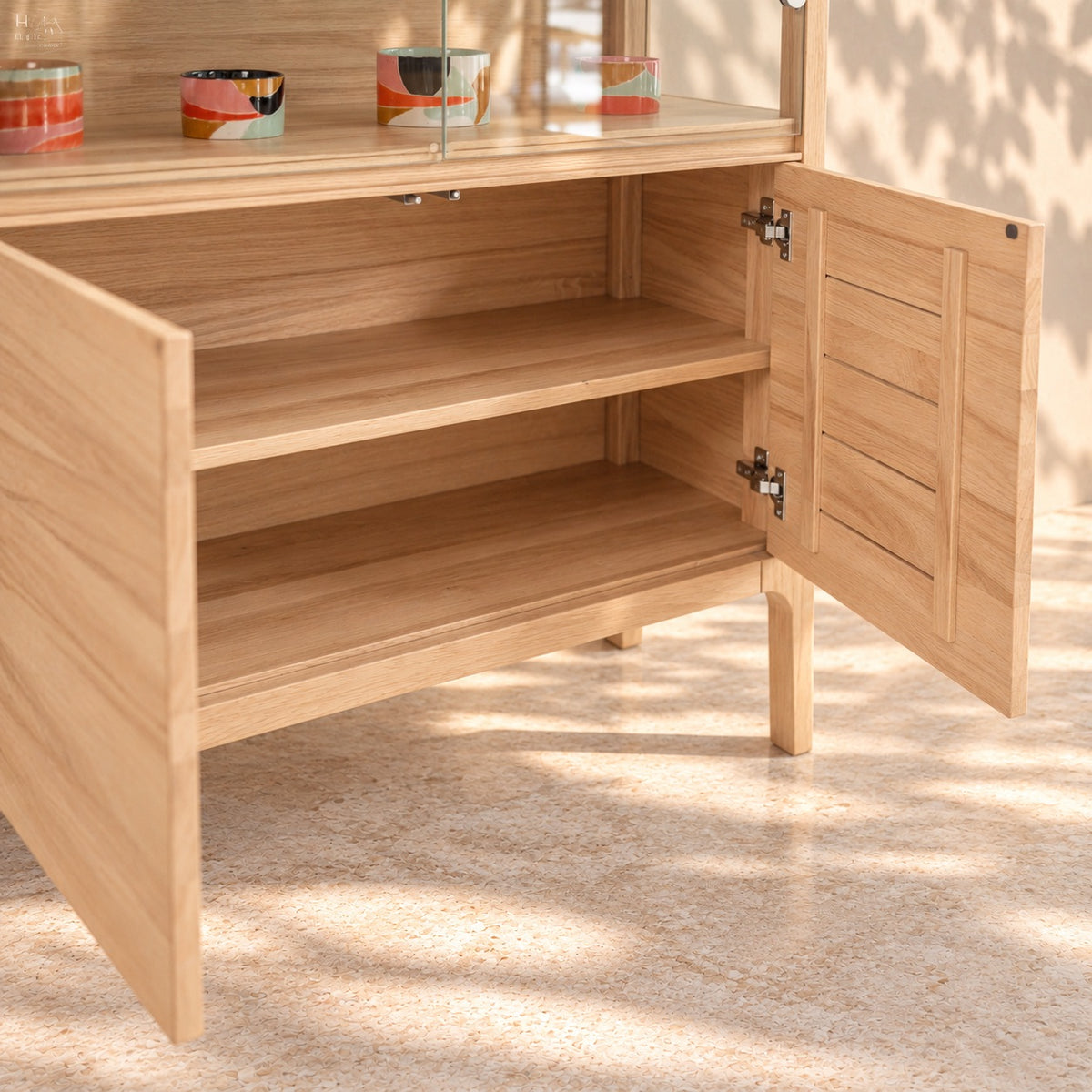 Vitrina de madera maciza de haya CREATIV | VESKOR