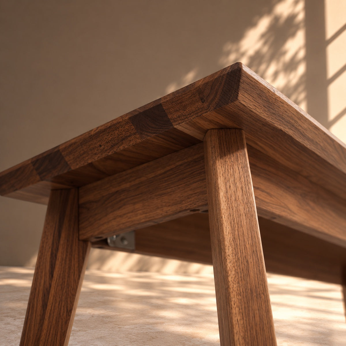 Banco de madera maciza de Nogal Premier | VESKOR