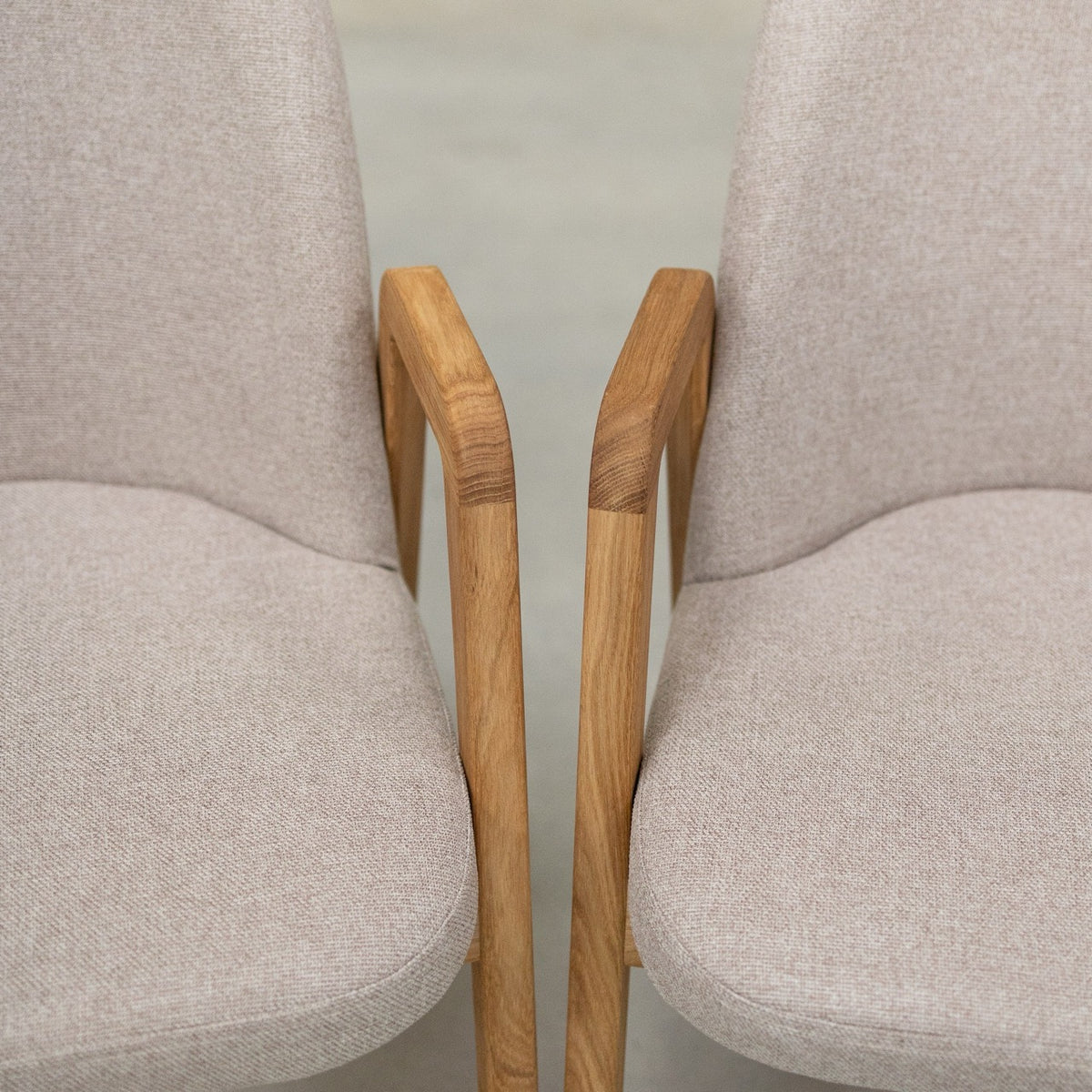 Pack de 2 o 4 sillas de madera maciza de roble Chill | VESKOR