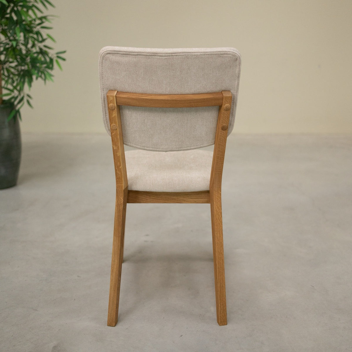 Pack de 2 o 4 sillas de madera maciza de roble Tallin | VESKOR