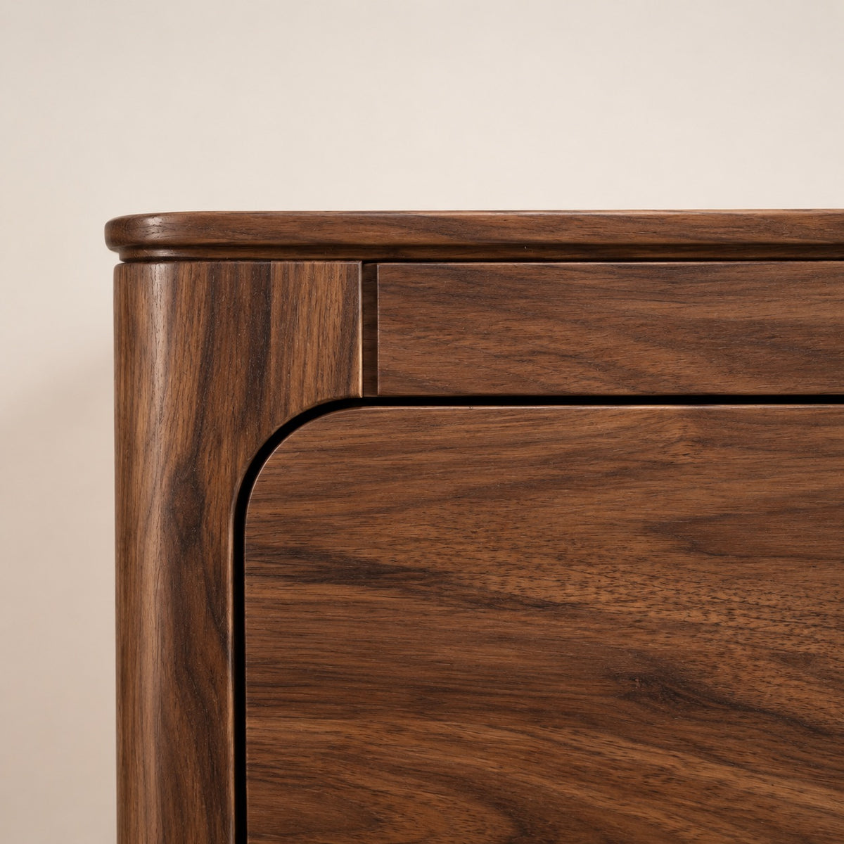 Aparador de madera maciza de Nogal Creativ 72 | VESKOR