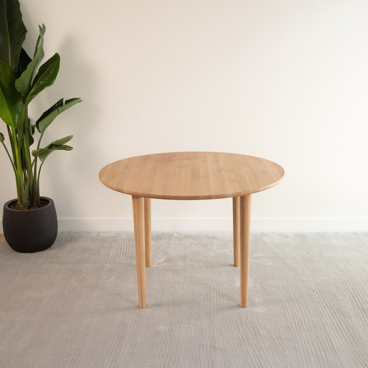 Mesa de comedor de madera maciza de roble fija Bond | VESKOR