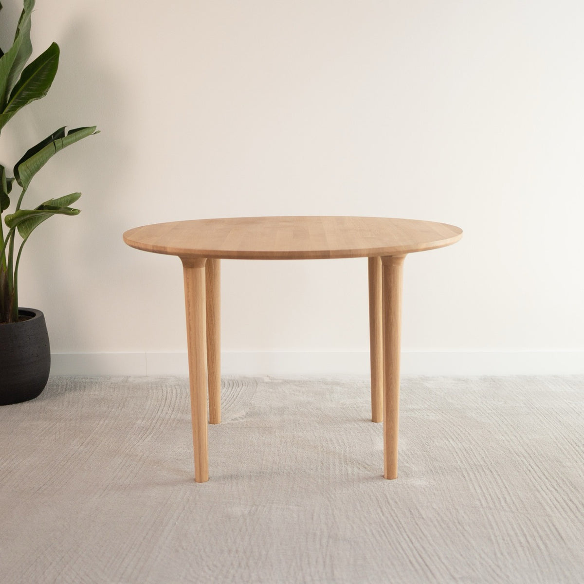 Mesa de comedor de madera maciza de roble fija Bond | VESKOR