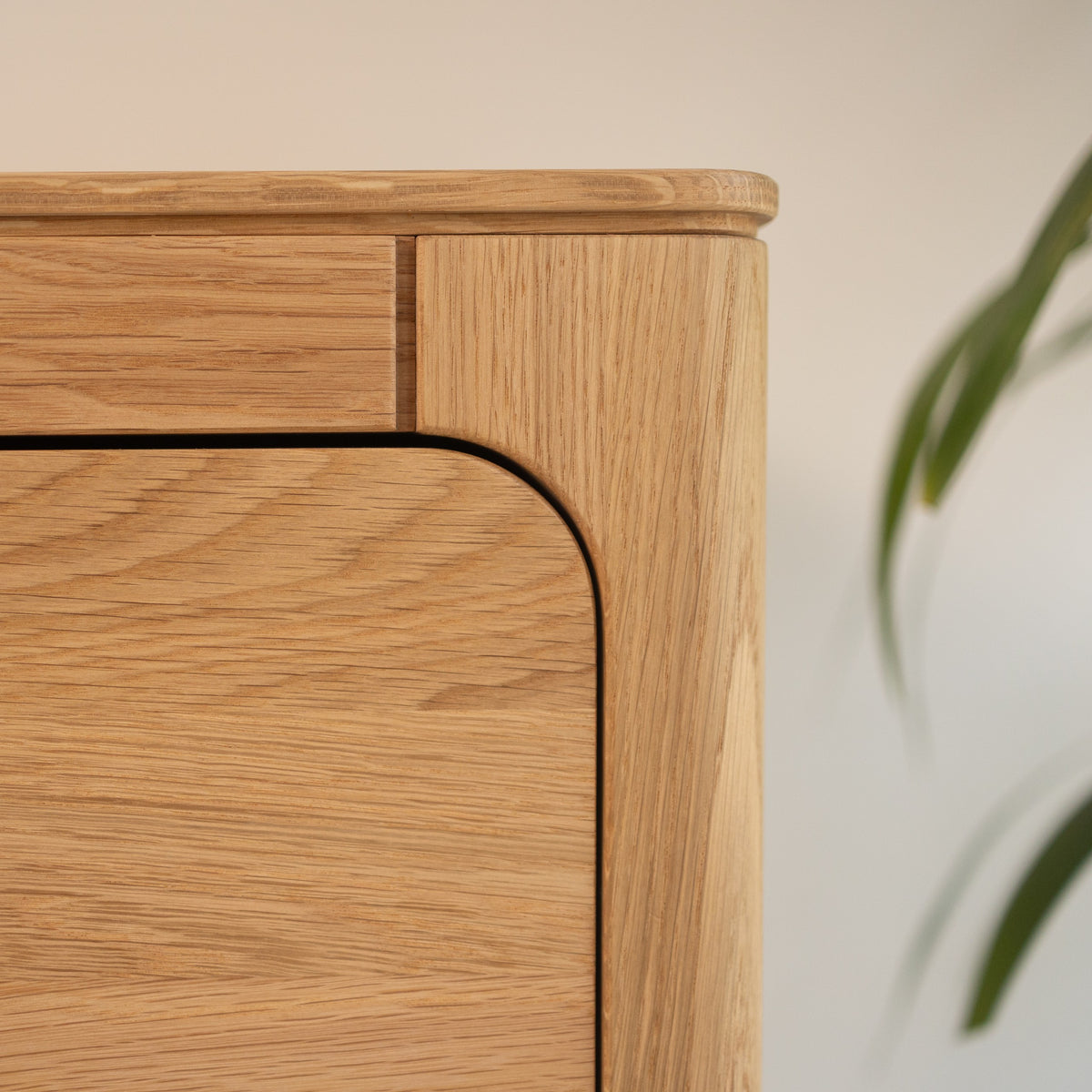 Aparador de madera maciza de Roble Creativ 72 | VESKOR