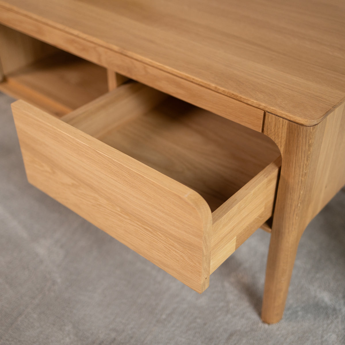 Mueble de TV de madera maciza de Roble Creativ | VESKOR