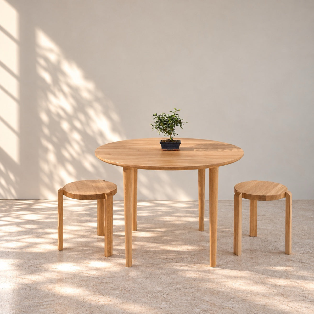 Mesa de comedor de madera maciza de roble fija Bond | VESKOR