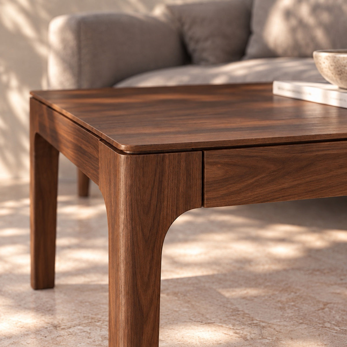Mesa de centro de madera maciza de nogal Creativ | VESKOR